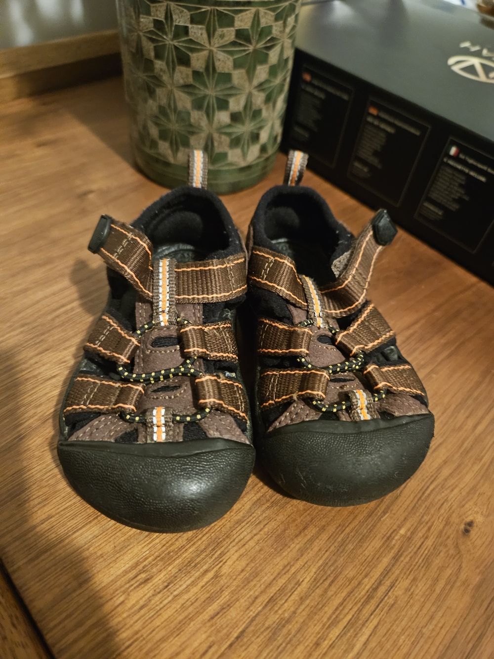 Toddler Keens Size 4